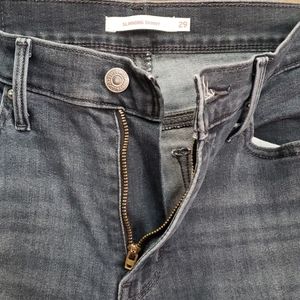 Levi's Slimming Skinny Stretch Jean